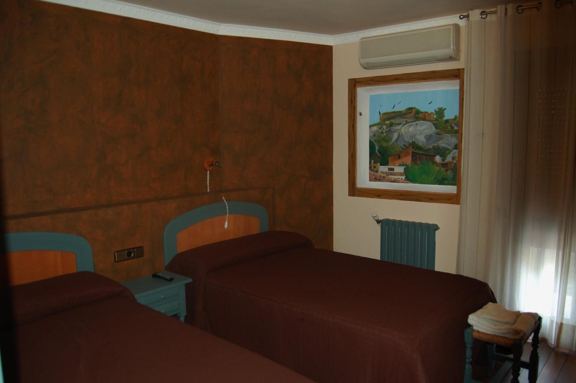 Hotel Casa Domenc Aren Bagian luar foto