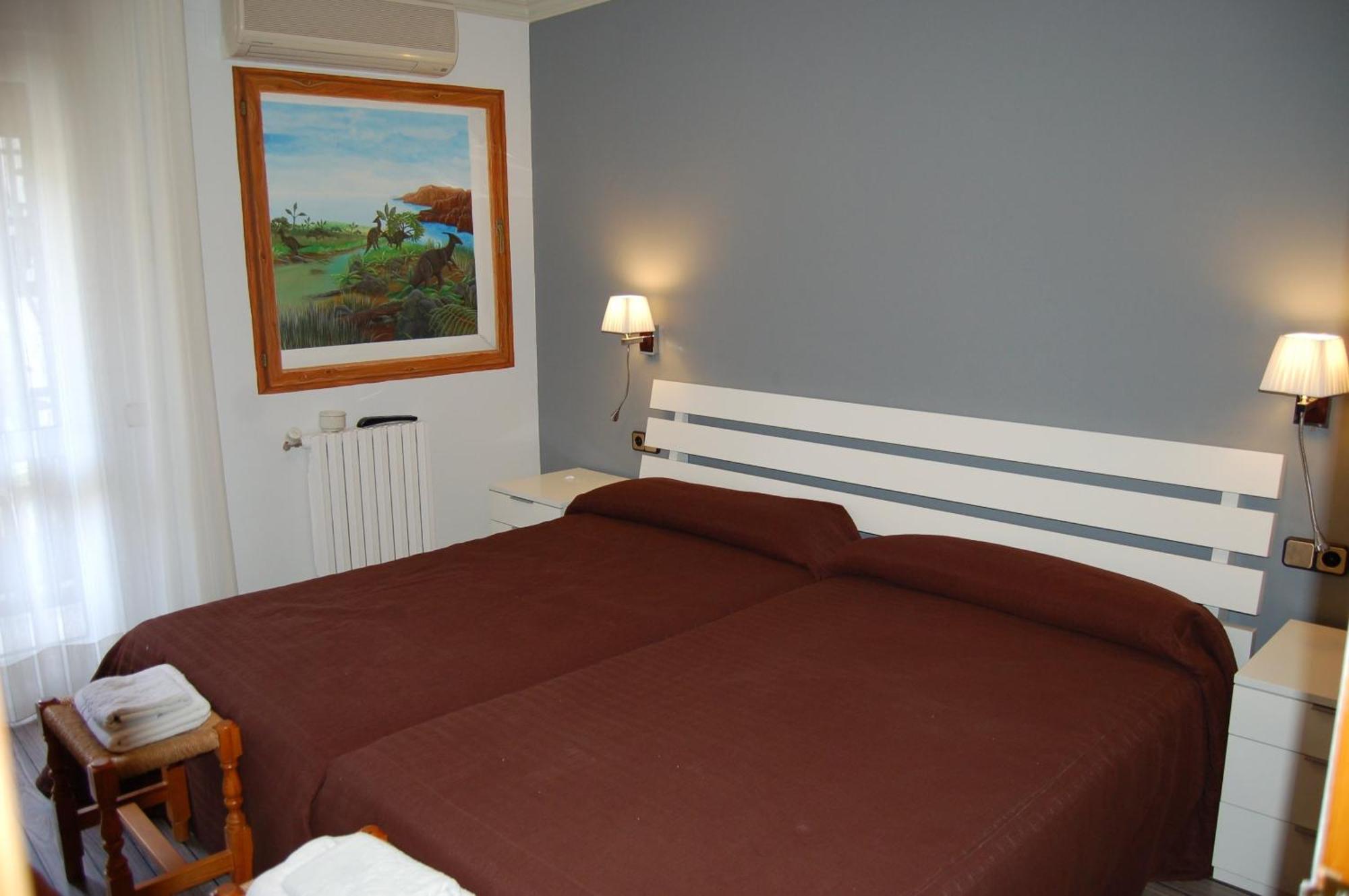 Hotel Casa Domenc Aren Bagian luar foto