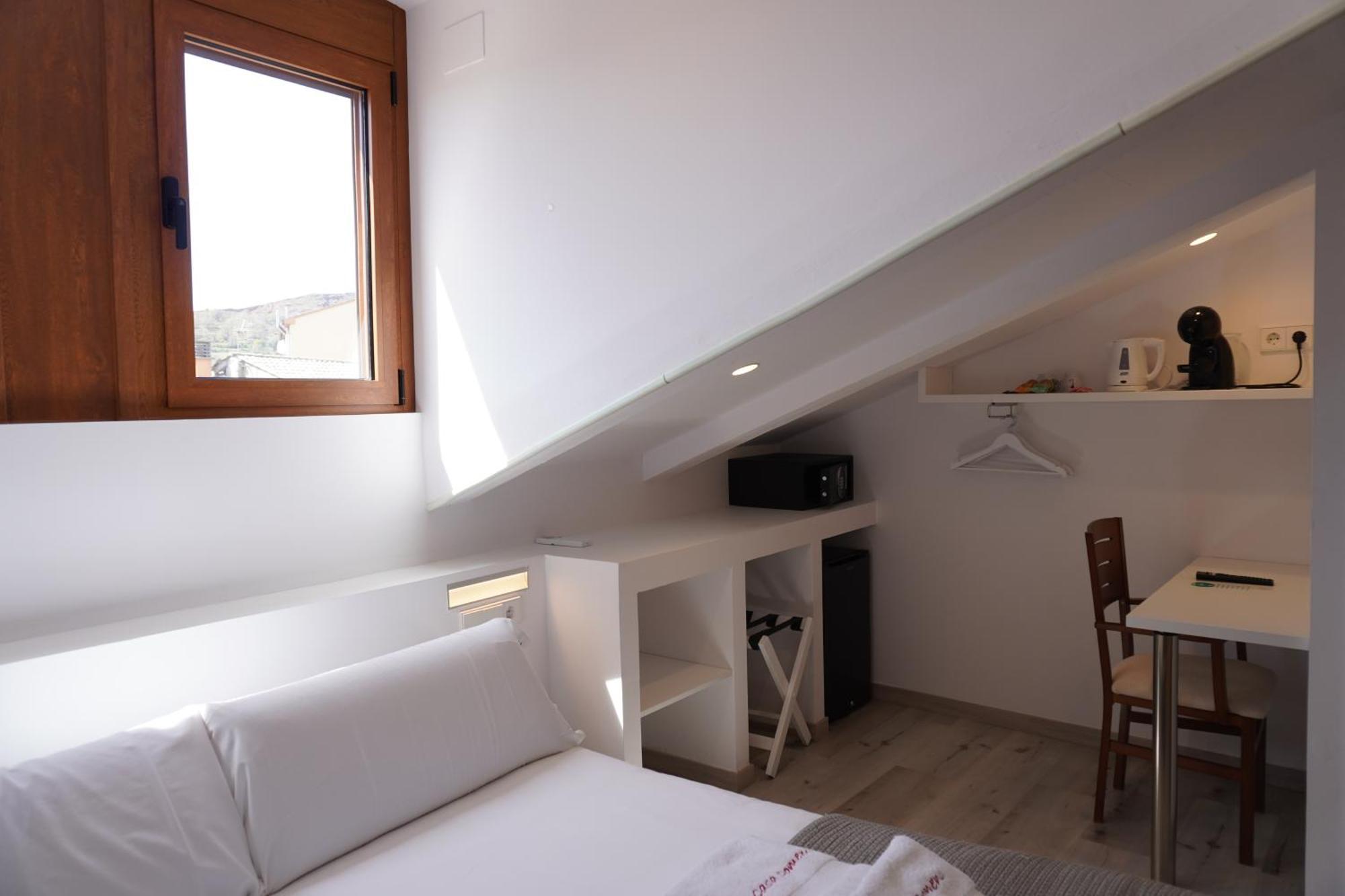 Hotel Casa Domenc Aren Bagian luar foto