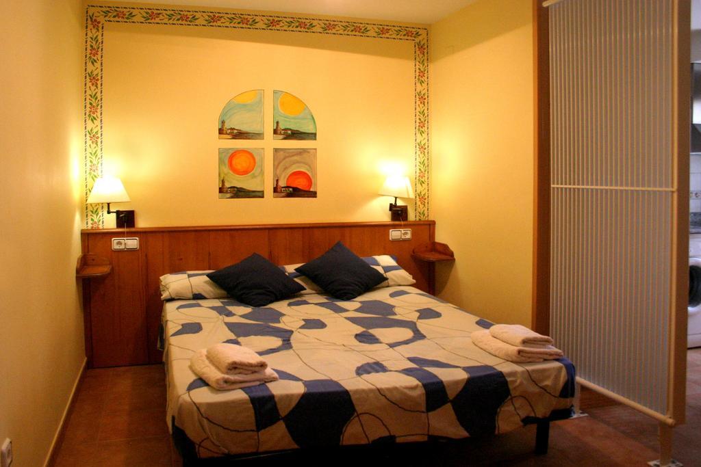 Hotel Casa Domenc Aren Bagian luar foto