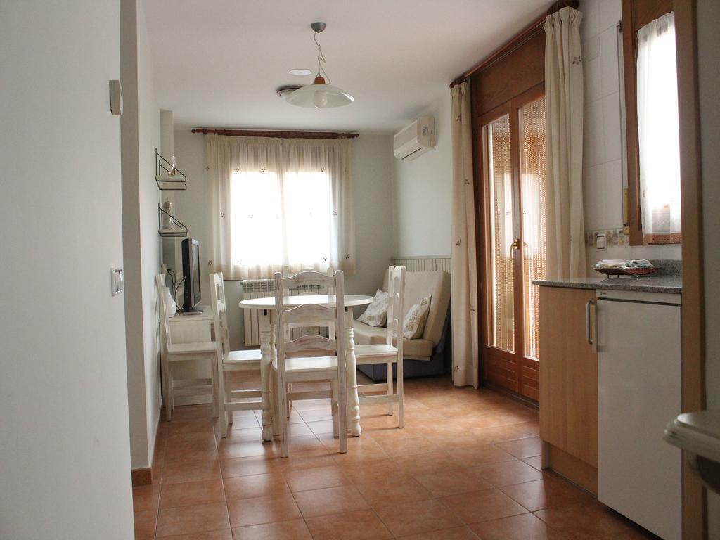 Hotel Casa Domenc Aren Bagian luar foto