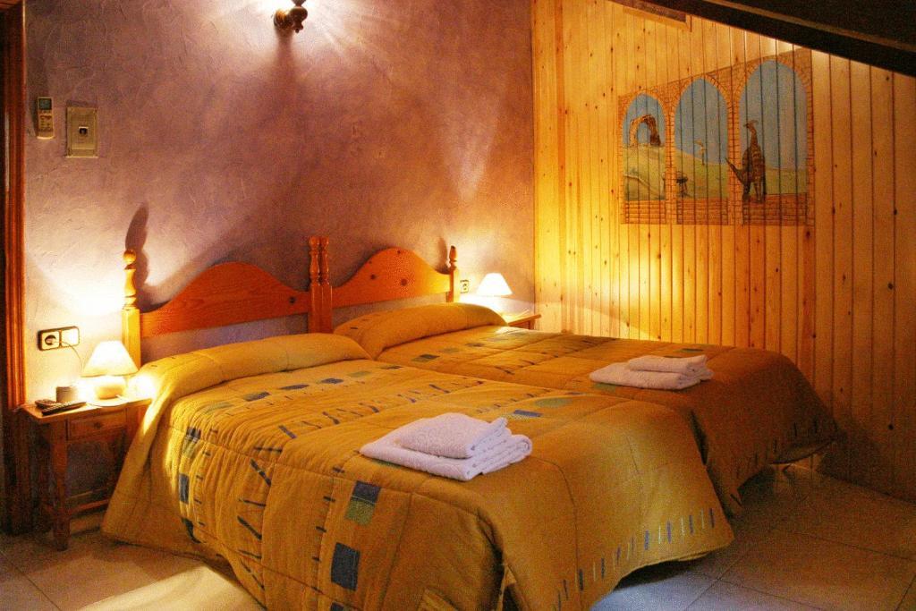 Hotel Casa Domenc Aren Bagian luar foto